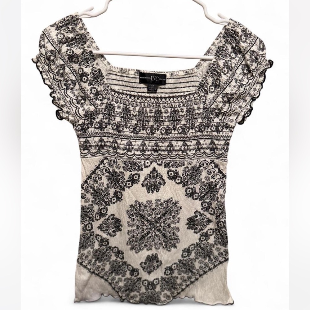 INC International Concepts Y2K style Black and white top size small